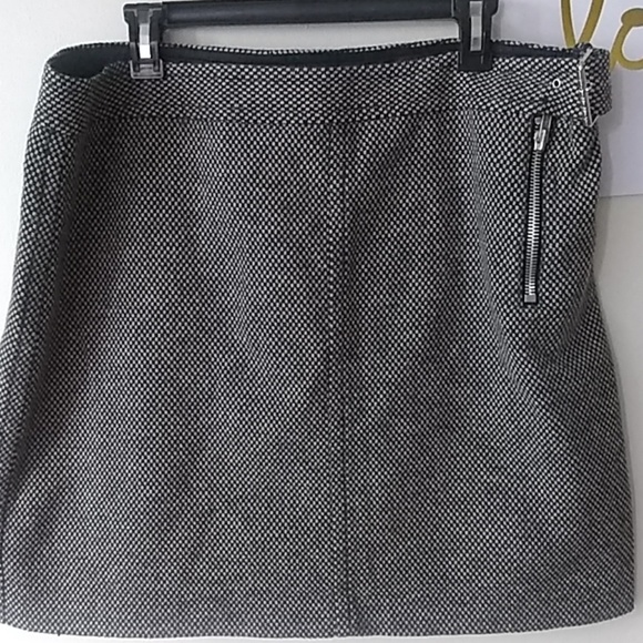 Tommy Hilfiger Dresses & Skirts - Tommy hilfiger's women's skirt size 18W